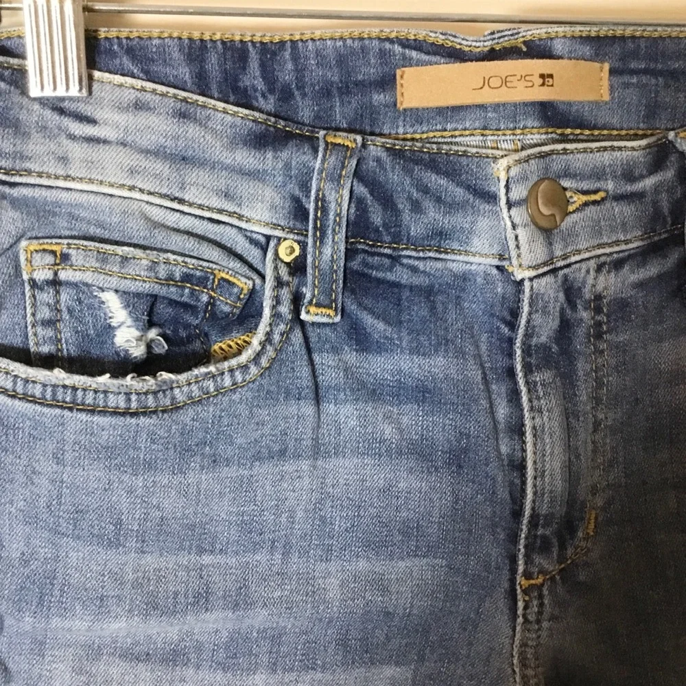 Joe’s Jeans Cuff Crop Distressed Blue Jeans - Size 27